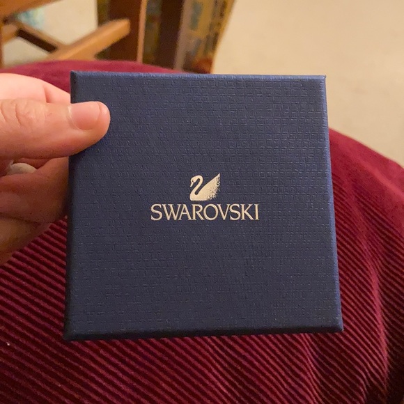 Blue Swarovski Crystal Bracelet - Picture 7 of 8